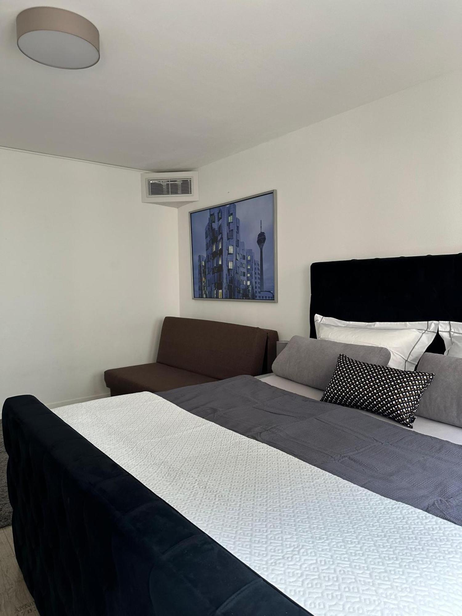 City Center Apartments Duesseldorf Экстерьер фото